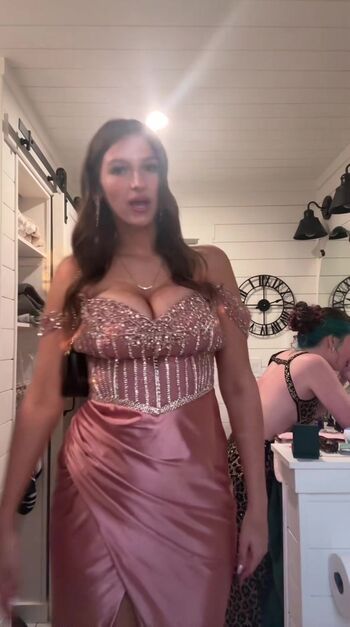 Full leaked Aubrey jane private onlyfans photo