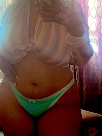 Full leaked Auntynajaa private onlyfans photo