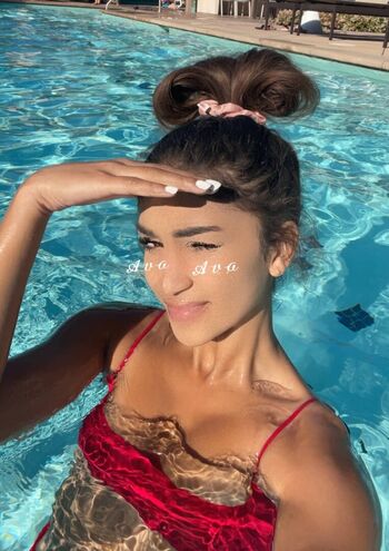 Ava Justin