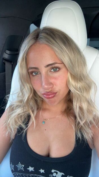 Ava Kolker