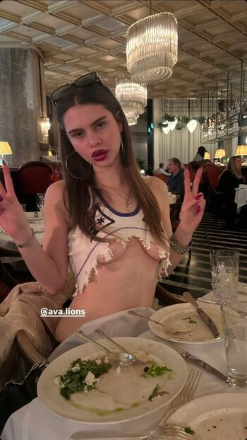Full leaked Ava lions private onlyfans photo