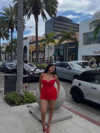 Full leaked Ayushaaaa private onlyfans photo