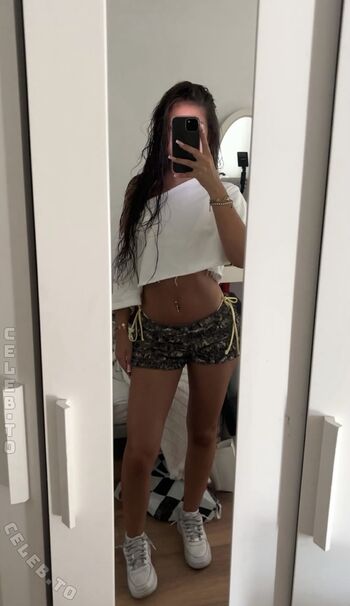 Full leaked Babyyjuli private onlyfans photo