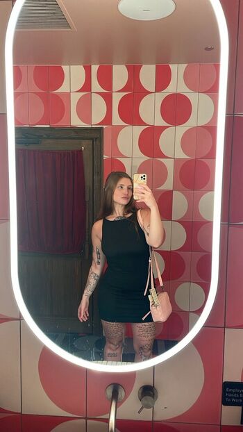 Full leaked Badgal private onlyfans photo