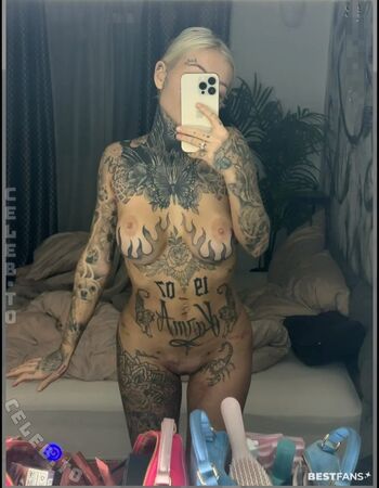 Full leaked Badxlucy cy private onlyfans photo