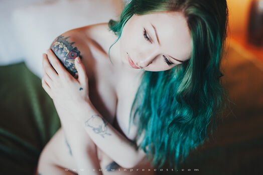 Full leaked Baesuicide private onlyfans photo