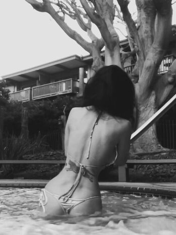 Bai Ling