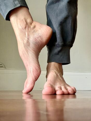 Barearchedbeauty
