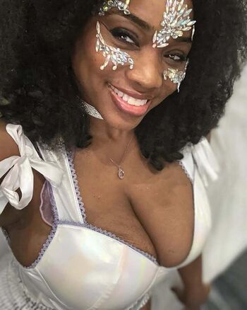 Beckybrowngurl