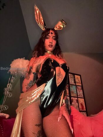 Full leaked Bedroomsiren private onlyfans photo
