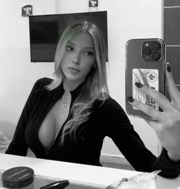 Belen Carunchio