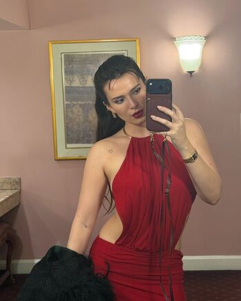 🔥 Bella thorne  page leaked private photo uncensored full