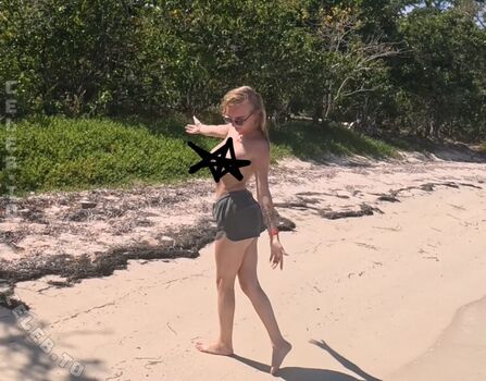 🔥 Blonde vivi leaked private photo uncensored full