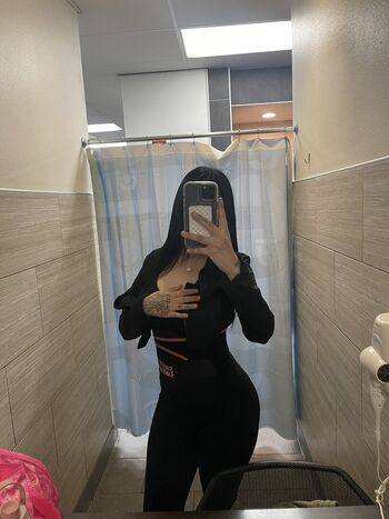 bluntedbetty