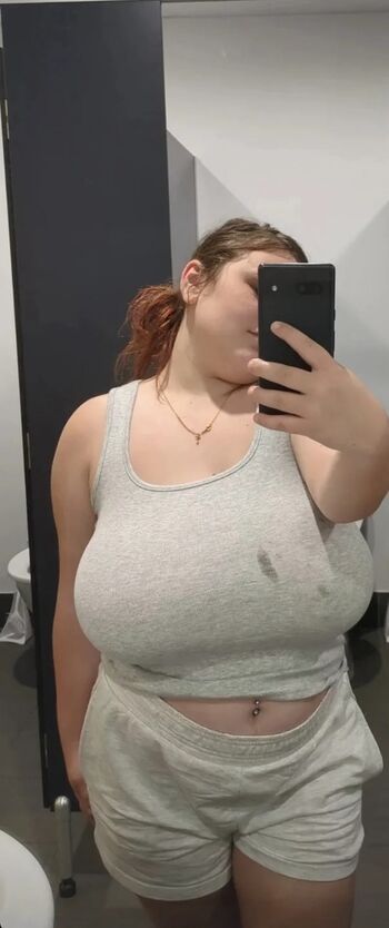 bne_haylee47