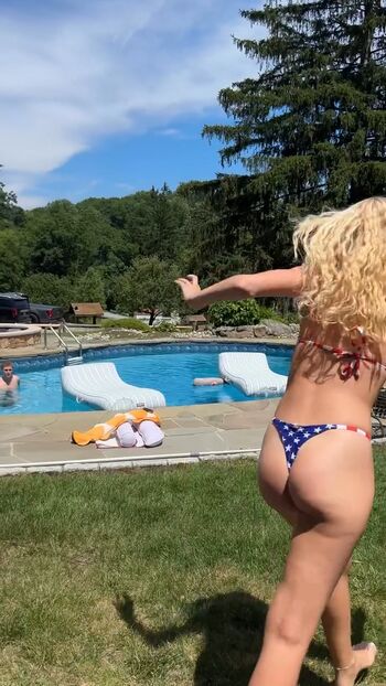 Full leaked Bombette martin private onlyfans photo