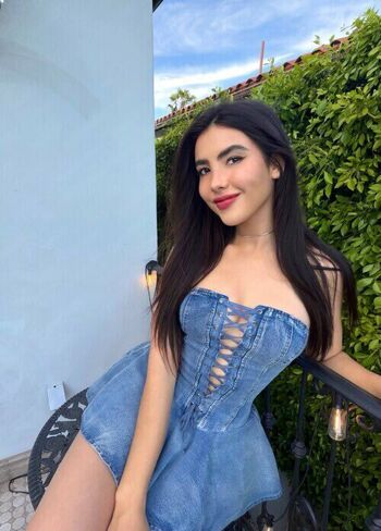 Full leaked Botez sisters private onlyfans photo