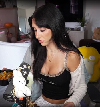 Full leaked Brieanneroksa private onlyfans photo