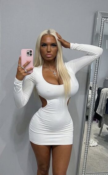 Full leaked British chavs private onlyfans photo