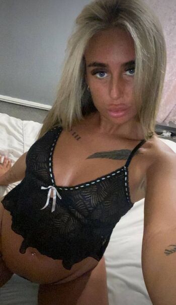 Full leaked British chavs private onlyfans photo
