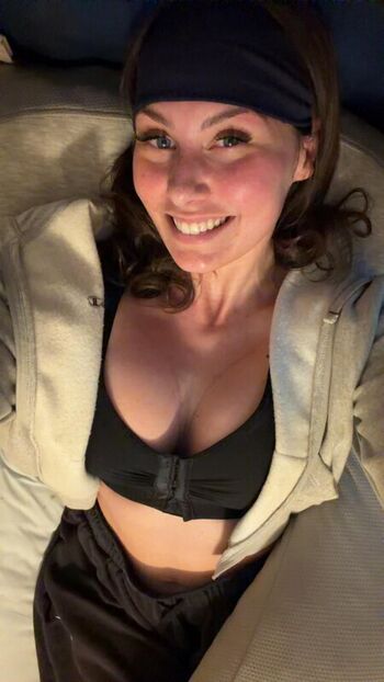 Full leaked Brittsprettypeach private onlyfans photo