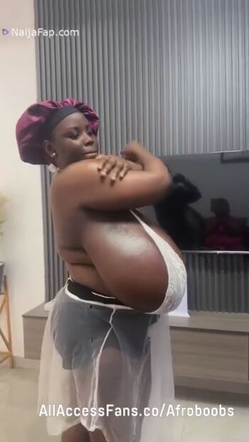 Busty Vivian