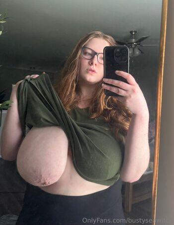 Full leaked Bustyseawitch private onlyfans photo