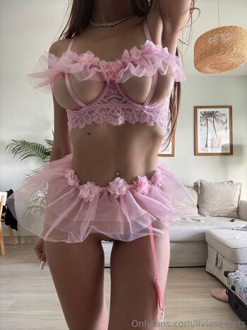 Full leaked Callmeolivia private onlyfans photo
