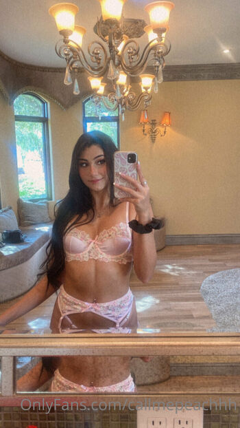 Full leaked Callmepeachhh private onlyfans photo