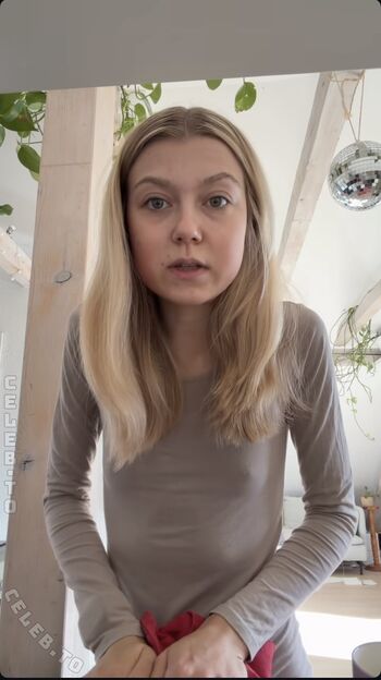 Full leaked Callmetiziaa private onlyfans photo