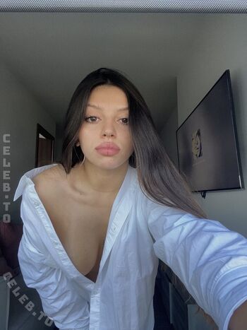Full leaked Camiasol private onlyfans photo