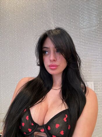 Full leaked Camilla arauj private onlyfans photo