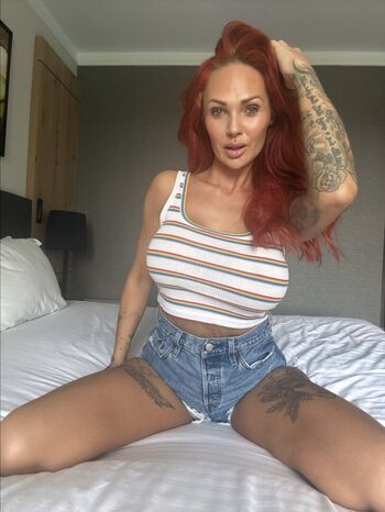 Camilla Jayne