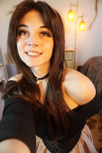 camillaisadoll