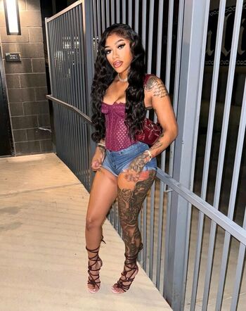 Full leaked Carenavonchae private onlyfans photo