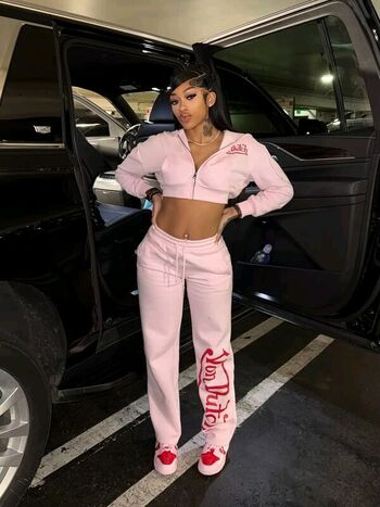 Full leaked Carenavonchae private onlyfans photo