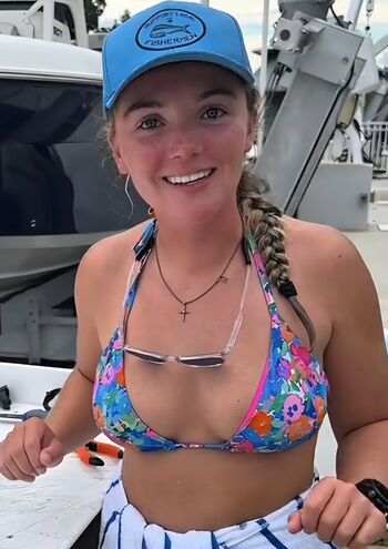 Full leaked Carissa dives private onlyfans photo