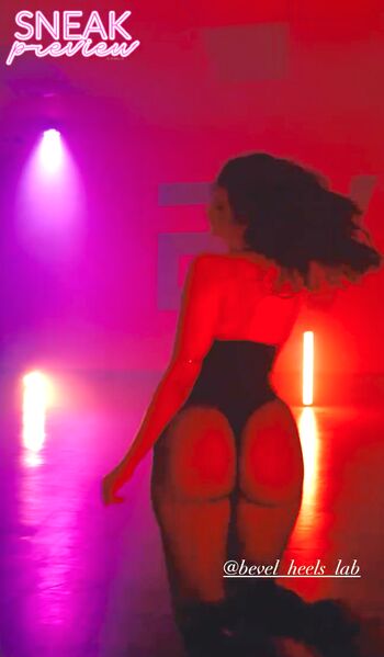 Full leaked Carla rodon private onlyfans photo