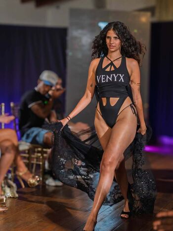 Full leaked Carla rodon private onlyfans photo