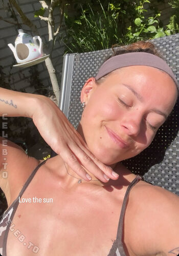 Full leaked Carlyhymz private onlyfans photo