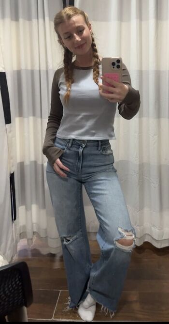 Full leaked Carmela private onlyfans photo