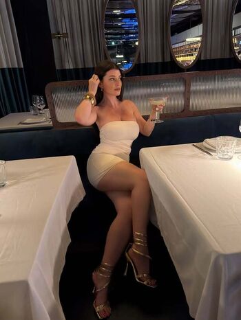 Full leaked Carolina neto page private onlyfans photo