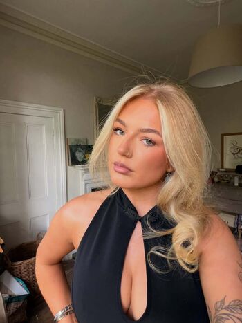 Full leaked Cassiedavidsonx page private onlyfans photo