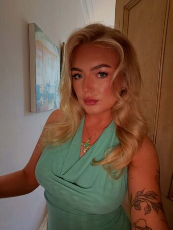 Full leaked Cassiedavidsonx page private onlyfans photo