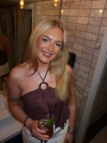 Full leaked Cassiedavidsonx page private onlyfans photo