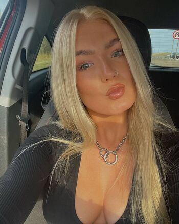 Full leaked Cassiedavidsonx private onlyfans photo