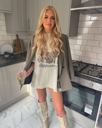 Full leaked Cassiedavidsonx private onlyfans photo