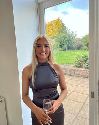 Full leaked Cassiedavidsonx private onlyfans photo