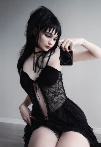 🔥 Catiescos  page leaked private photo uncensored full