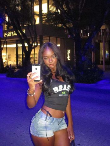 Full leaked Ceclia chancez private onlyfans photo